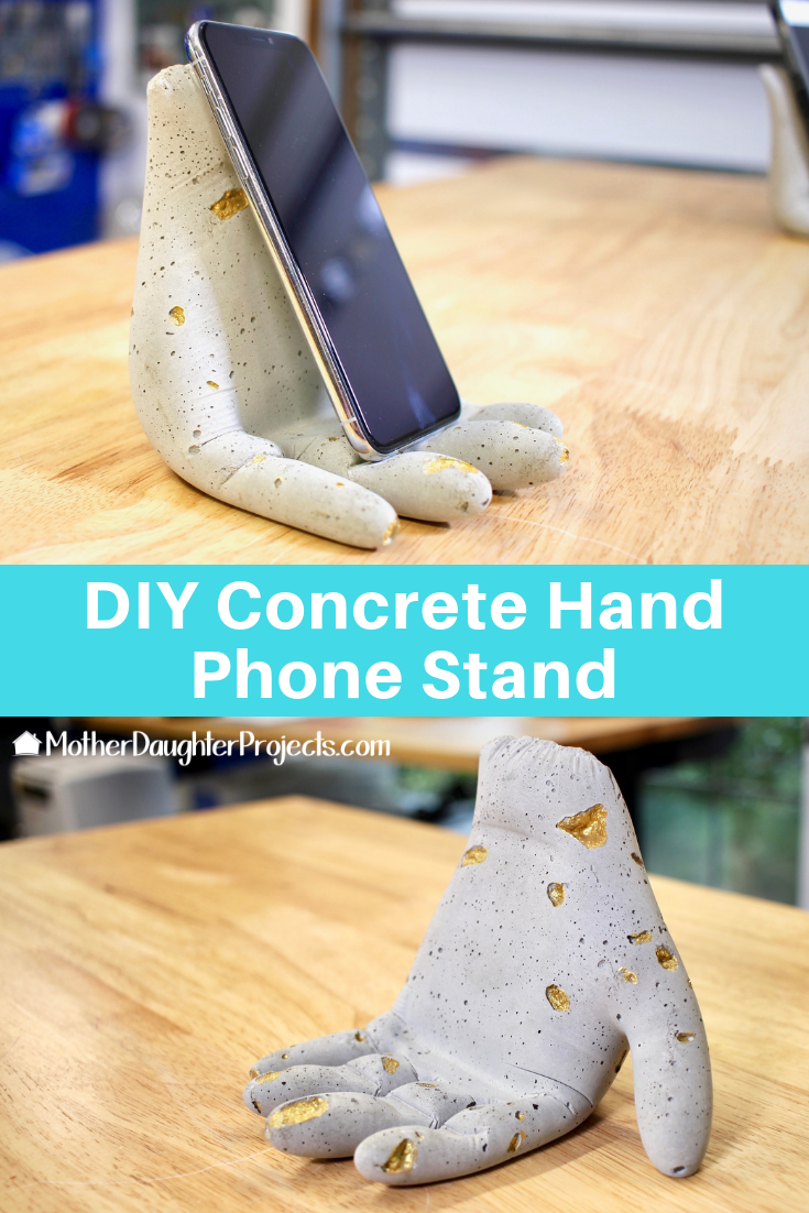 Video tutorial! See how to make an easy holder for your phone out of concrete, cement, or mortar! #diy #phone #concrete