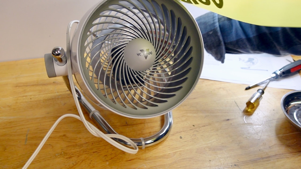 The Vornado Pivot5 fan works after taking it apart and cleaning it. 