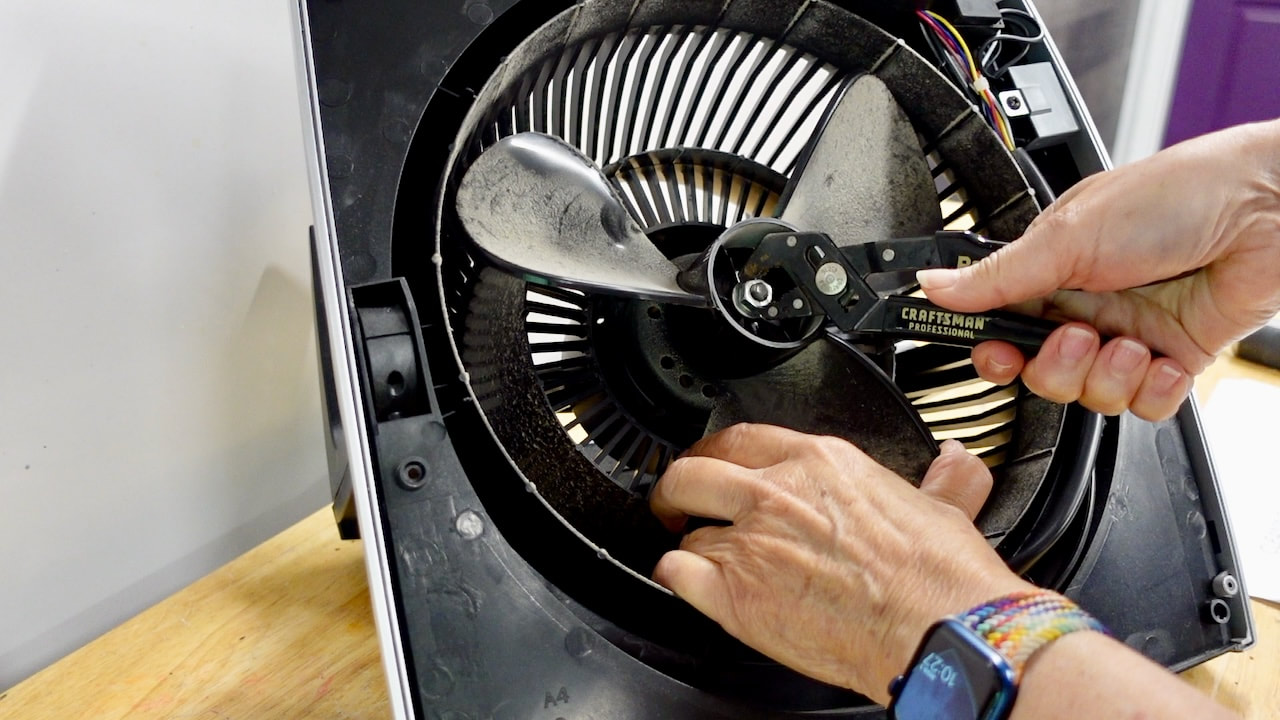 Cleaning the Vornado tilting panel model number 279T. Using Robo-Grip pliers to remove the blades. 